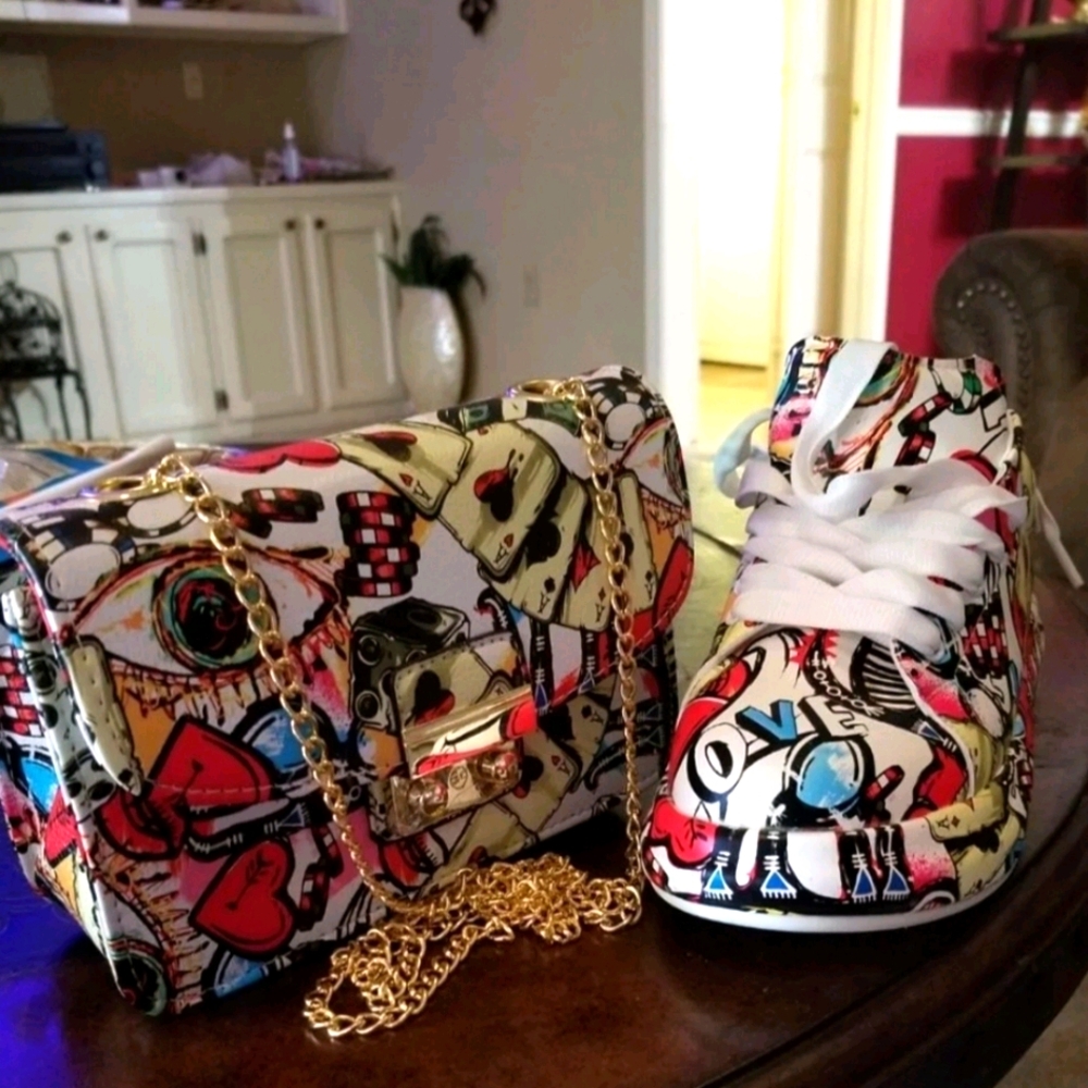 Graffiti purse and Shoes